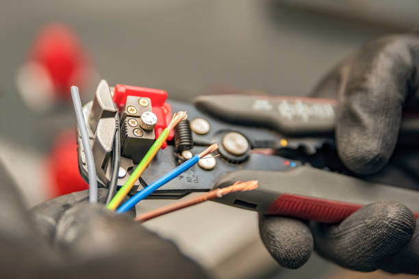 Best Local Electrician Companies  in Glencoe, AL